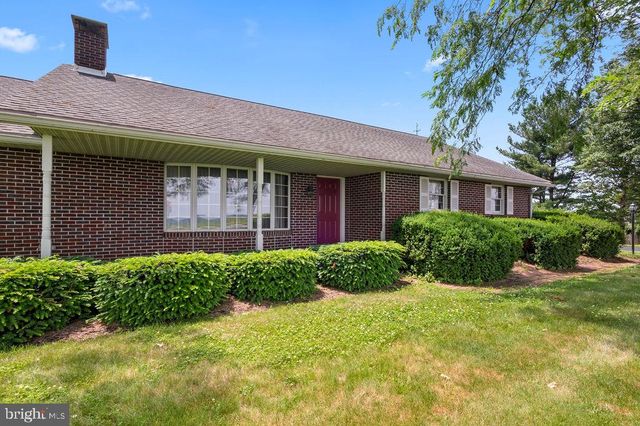350 BIG SPRING RD, Robesonia, PA 19551