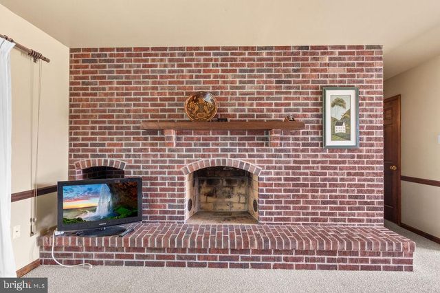 350 BIG SPRING RD, Robesonia, PA 19551