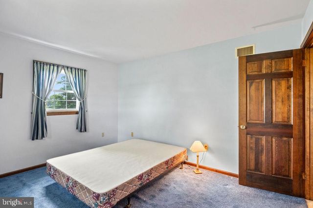 350 BIG SPRING RD, Robesonia, PA 19551