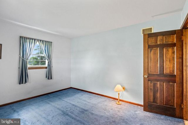 350 BIG SPRING RD, Robesonia, PA 19551
