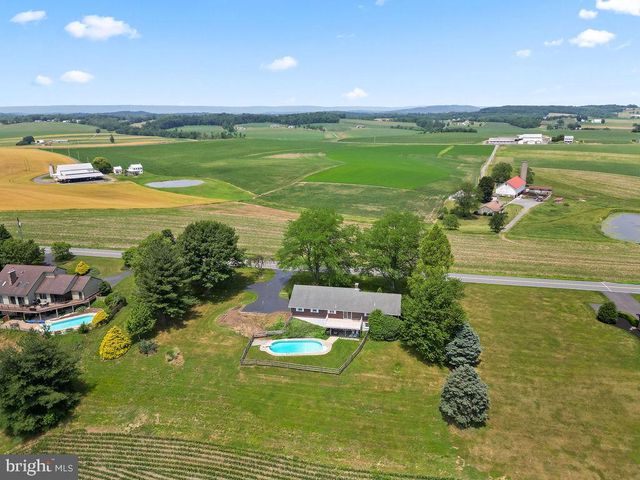 350 BIG SPRING RD, Robesonia, PA 19551