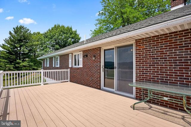 350 BIG SPRING RD, Robesonia, PA 19551