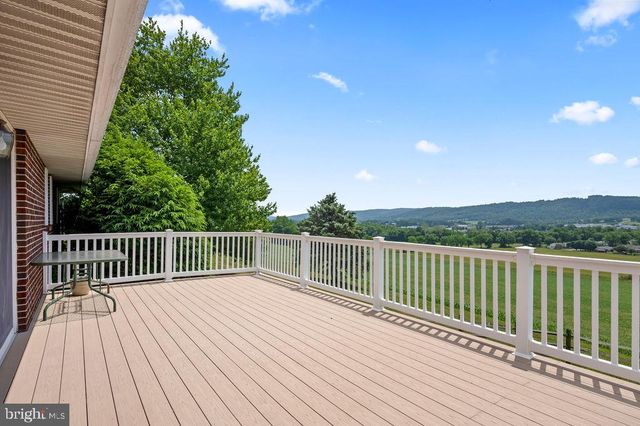 350 BIG SPRING RD, Robesonia, PA 19551