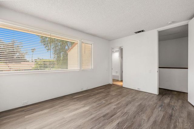 2504 N Whitewater Club Drive C, Palm Springs, CA 92262