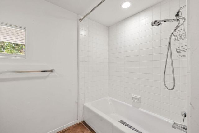 2504 N Whitewater Club Drive C, Palm Springs, CA 92262