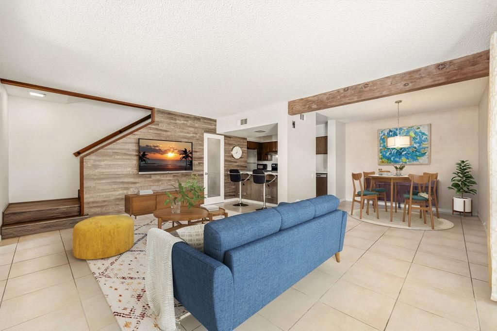 2504 N Whitewater Club Drive C, Palm Springs, CA 92262