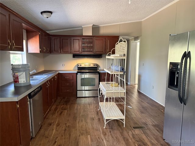 4504 Tall Pines Drive, Prattville, AL 36067