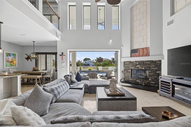 912 SYMPHONY BEACH LANE, Apollo Beach, FL 33572