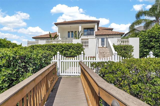 912 SYMPHONY BEACH LANE, Apollo Beach, FL 33572