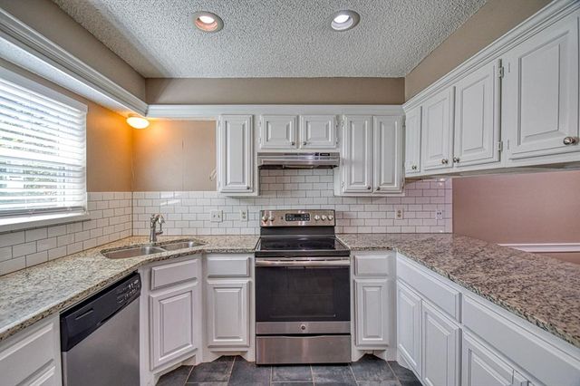 1716 Wilderness Drive, Norman, OK 73071