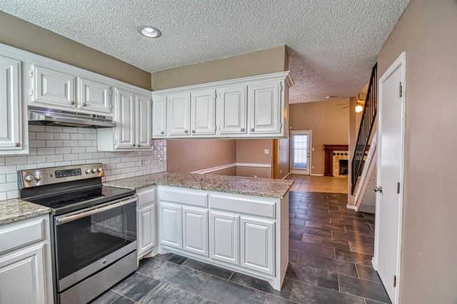 1716 Wilderness Drive, Norman, OK 73071