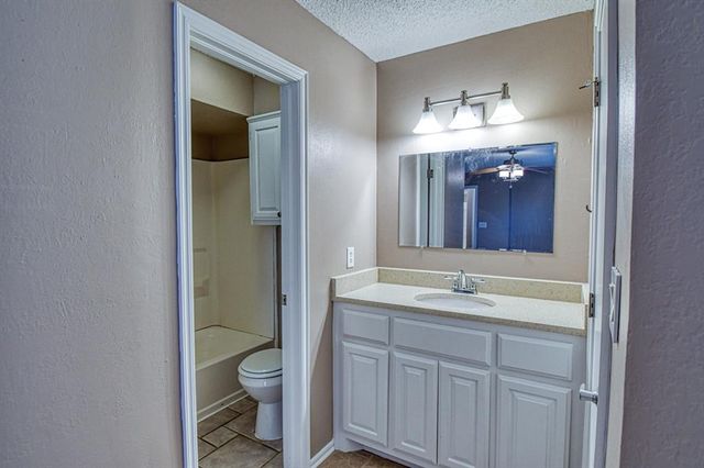 1716 Wilderness Drive, Norman, OK 73071