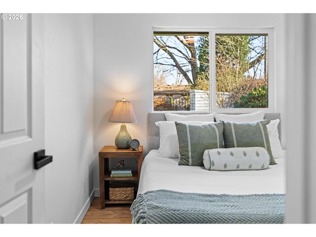 2583 STRATFORD St, Eugene, OR 97404