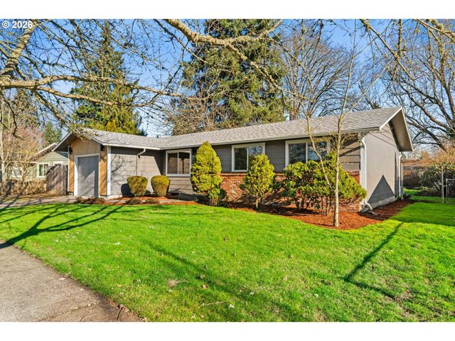 2583 STRATFORD St, Eugene, OR 97404