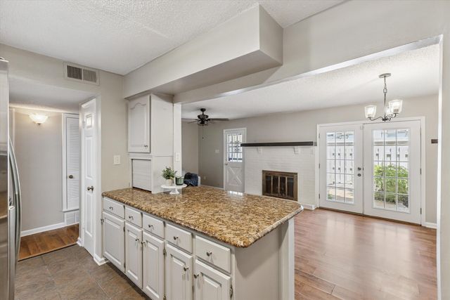 1937 Innsbruck Dr Unit 46, Germantown, TN 38138