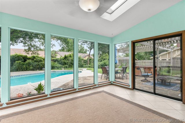 8713 S 69th East Avenue, Tulsa, OK 74133