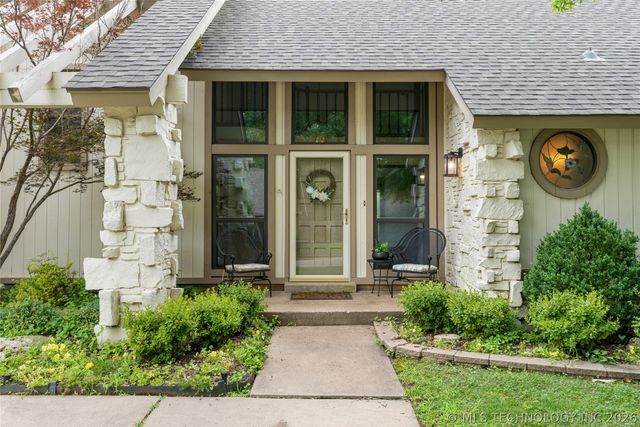 8713 S 69th East Avenue, Tulsa, OK 74133