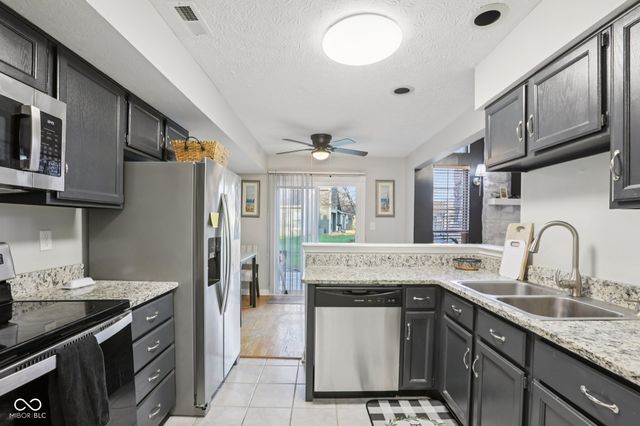 4720 Stoughton Court, Indianapolis, IN 46254