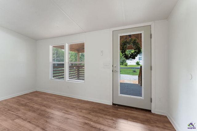 200 3rd Avenue, Bonaire, GA 31005
