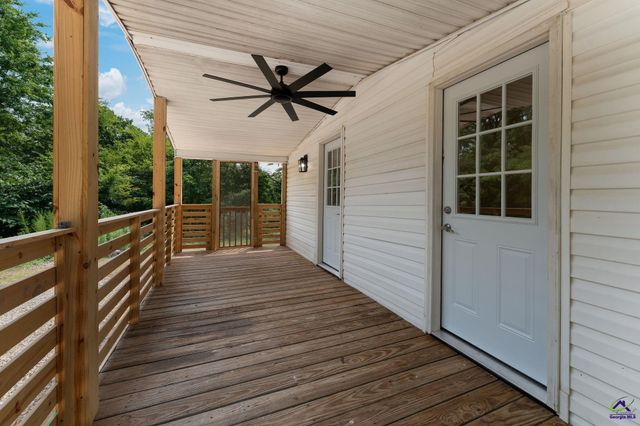 200 3rd Avenue, Bonaire, GA 31005