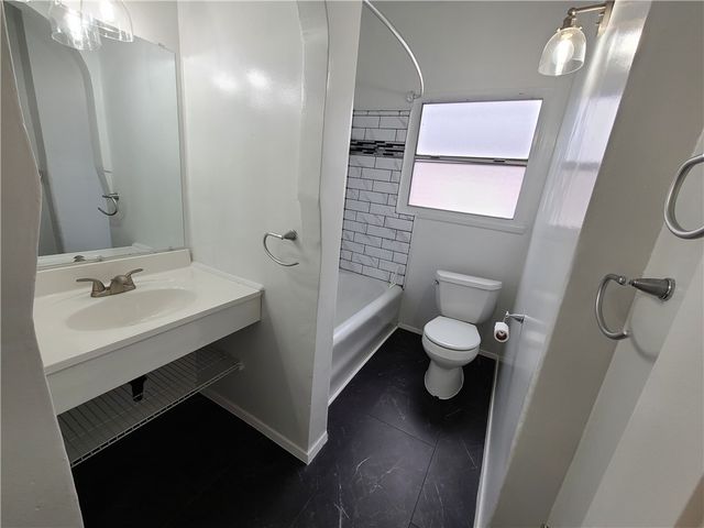3121 E 5th 5, Long Beach, CA 90814