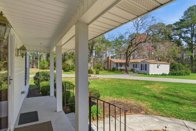 204 Old Dunn Ln., Conway, SC 29526