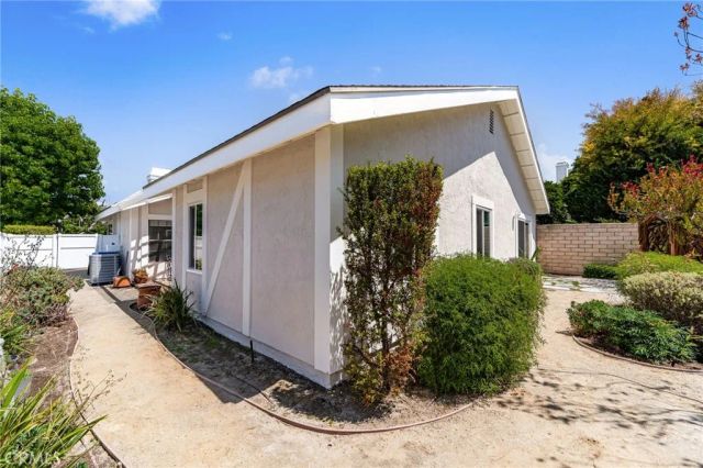 2 Darwin, Irvine, CA 92620