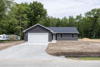 3834 Knapp Avenue, Port Huron Charter Township, MI 48060
