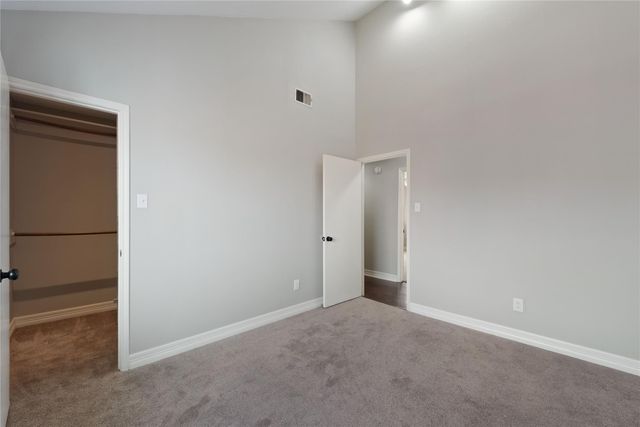 8818 Vinkins Road, Houston, TX 77071