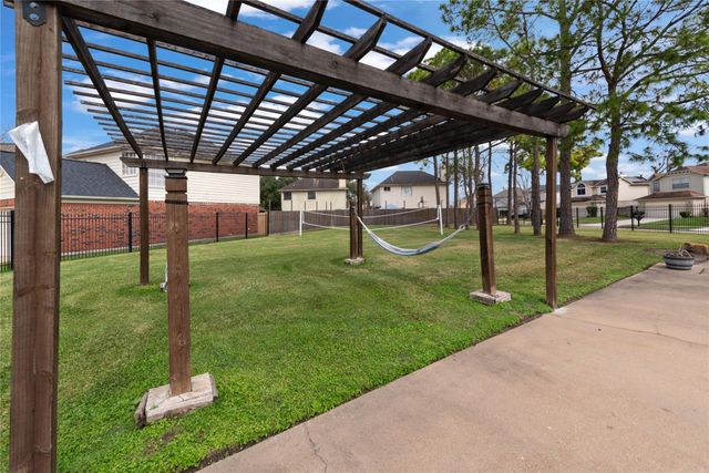 8818 Vinkins Road, Houston, TX 77071