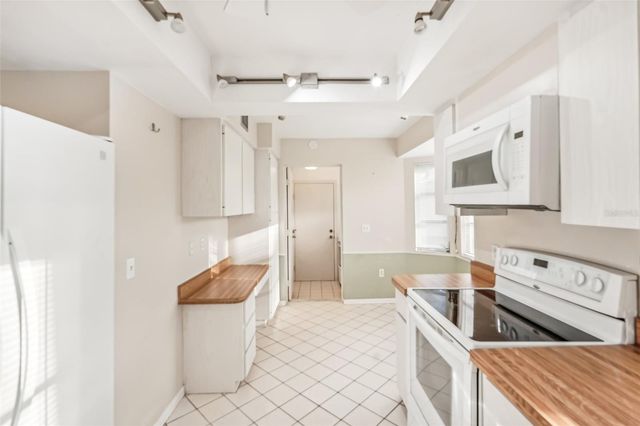 7145 BRIGHT CREEK DRIVE 33, Sarasota, FL 34231