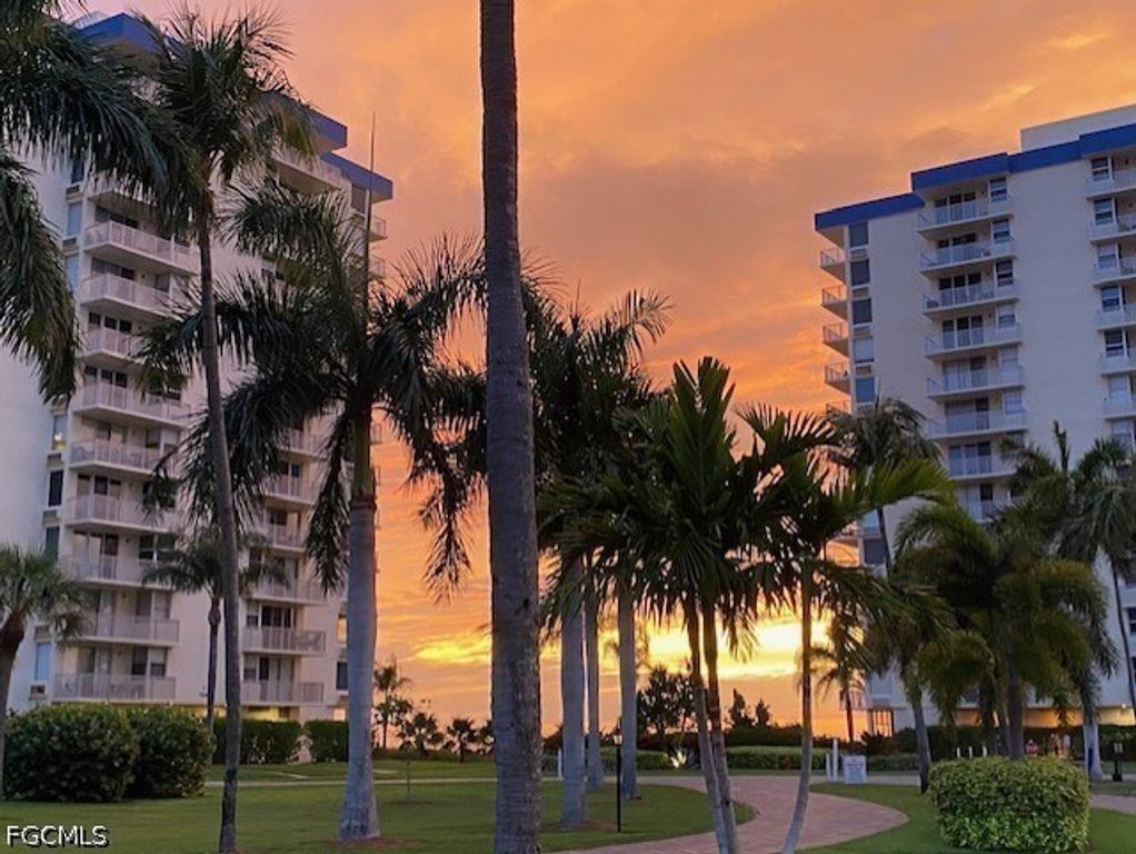 7330 Estero BLVD 301, Fort Myers Beach, FL 33931