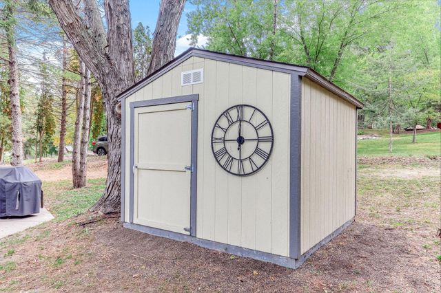 1401 Omaha Avenue N, Stillwater, MN 55082