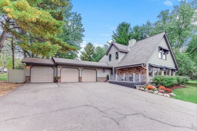 1401 Omaha Avenue N, Stillwater, MN 55082