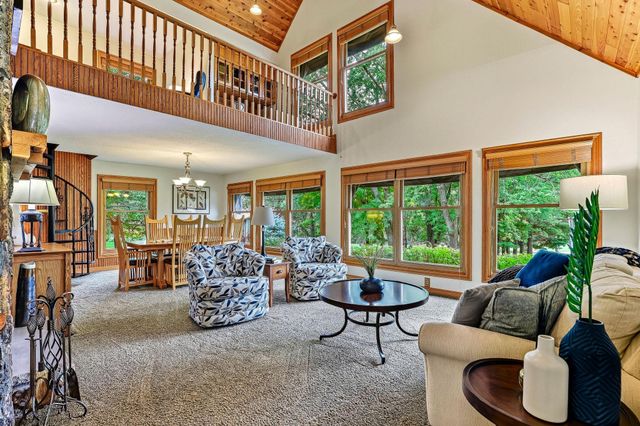 1401 Omaha Avenue N, Stillwater, MN 55082