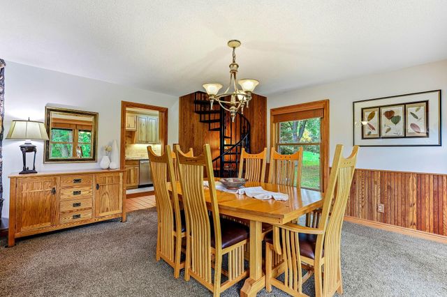 1401 Omaha Avenue N, Stillwater, MN 55082