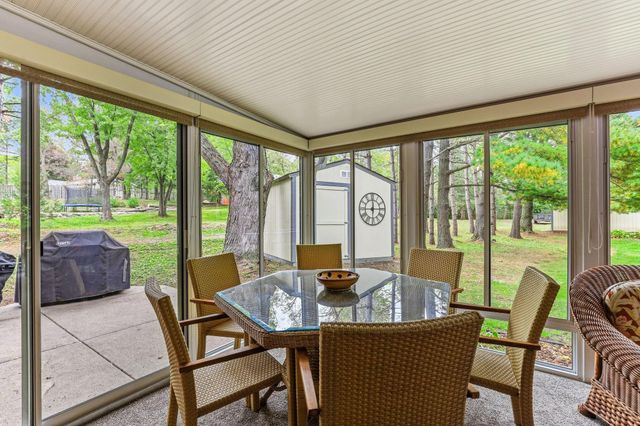 1401 Omaha Avenue N, Stillwater, MN 55082