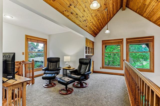 1401 Omaha Avenue N, Stillwater, MN 55082