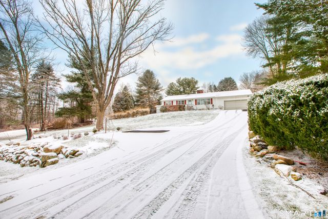 4 Edmond Road, Bethel, CT 06801