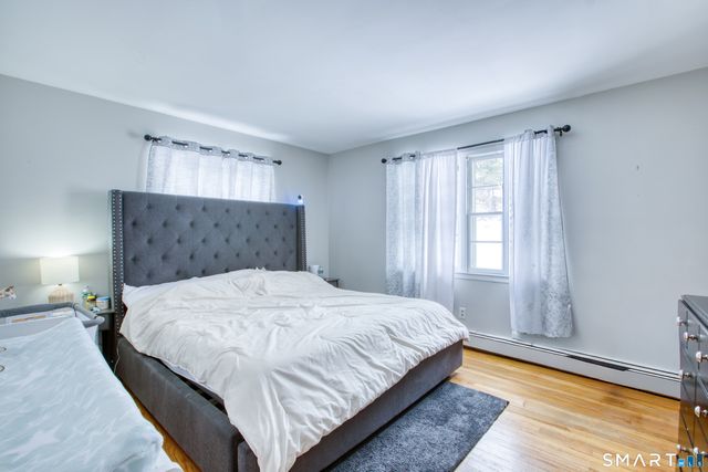 4 Edmond Road, Bethel, CT 06801