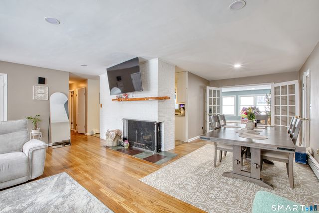 4 Edmond Road, Bethel, CT 06801