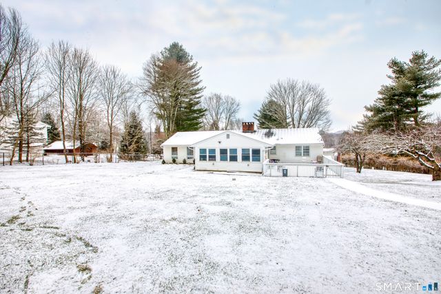 4 Edmond Road, Bethel, CT 06801