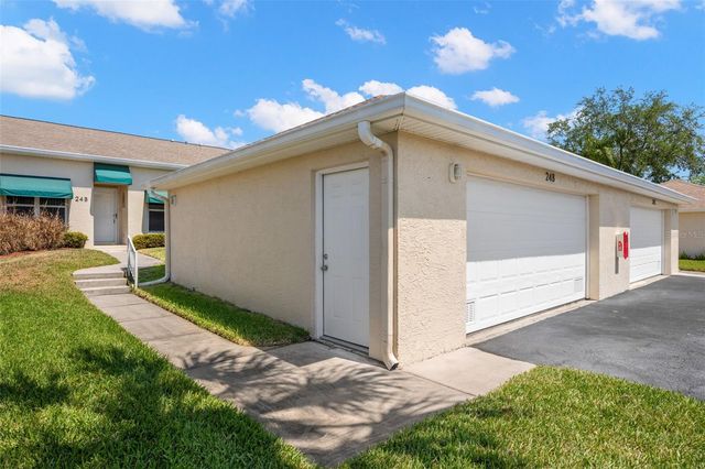 6600 100TH WAY N 24B, St Petersburg, FL 33708