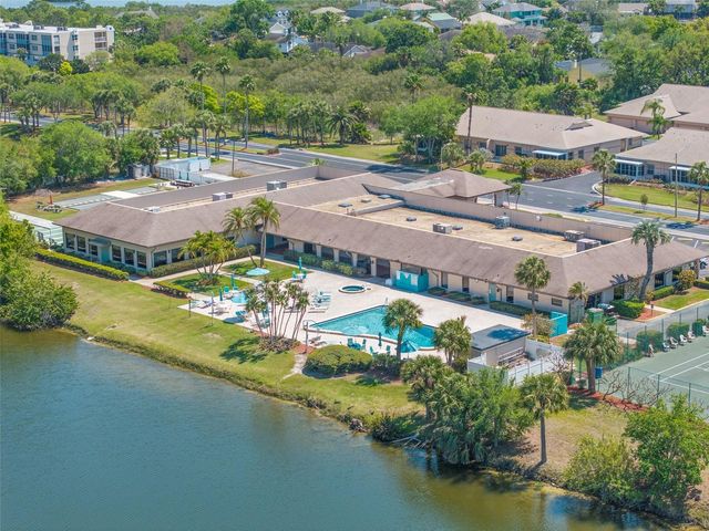 6600 100TH WAY N 24B, St Petersburg, FL 33708