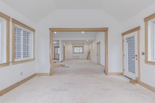 54 Haystack Circle 9-96-2, Pelham, NH 03076