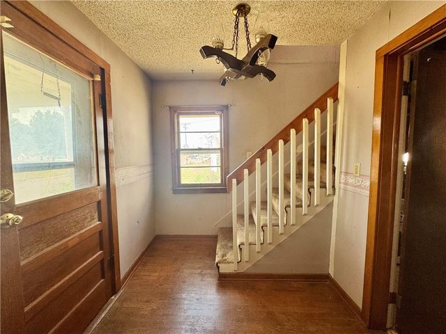 111 E Dryden Street, Odessa, MO 64076