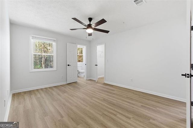 6385 Emerald Pointe Circle, College Park, GA 30349