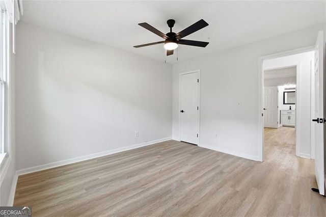 6385 Emerald Pointe Circle, College Park, GA 30349