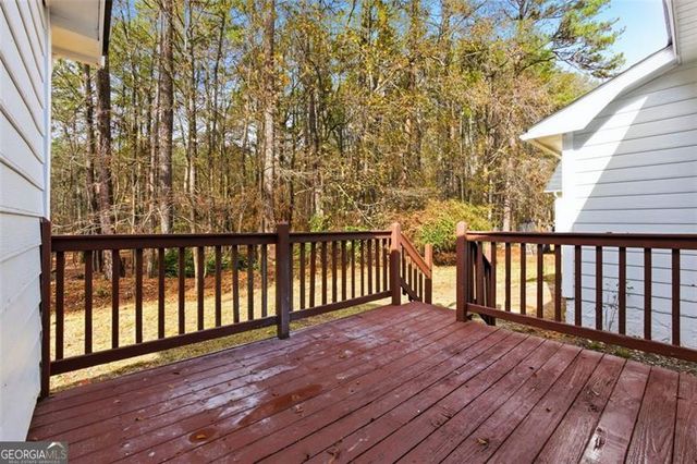 6385 Emerald Pointe Circle, College Park, GA 30349