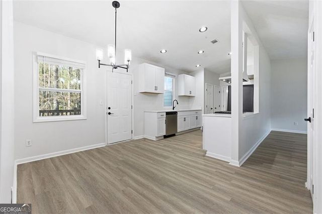 6385 Emerald Pointe Circle, College Park, GA 30349